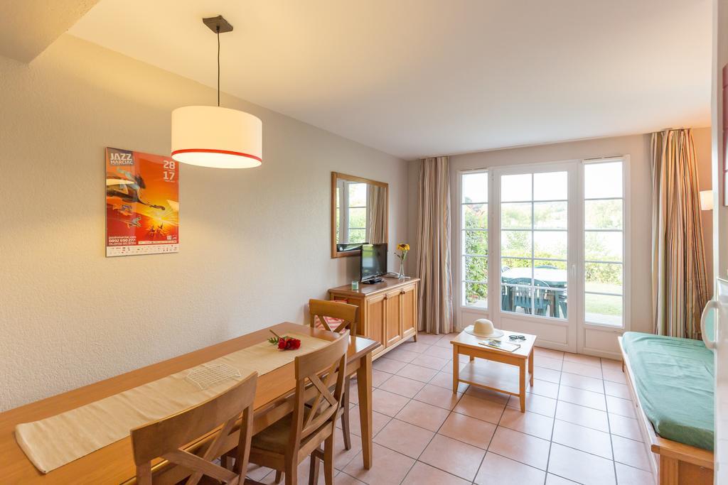 Residence Pierre & Vacances Le Hameau Du Lac Марсиак Екстериор снимка