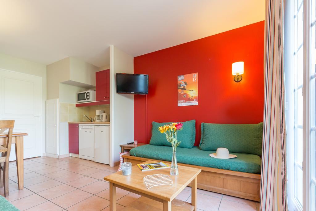 Residence Pierre & Vacances Le Hameau Du Lac Марсиак Екстериор снимка